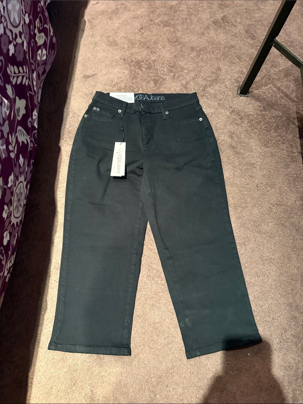 Yoga Jeans Black Straight-Leg Women’s Capris — Clean Classic